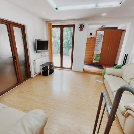 Villa Yellow Cluj * Cluj-Napoca